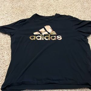 Adidas t shirt